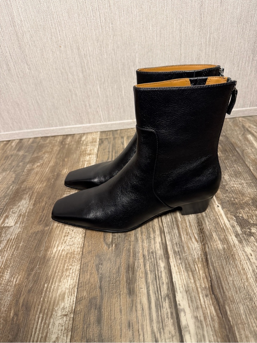 NWOB Madewell Black Square Toe Leather Ankle Boots Size 8.5 - Picture 9 of 16